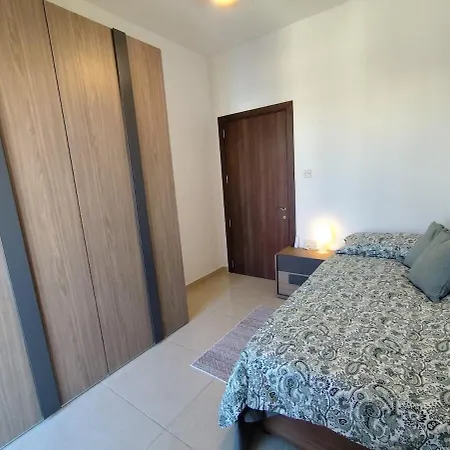 Апартаменты Zioncourt Away From *