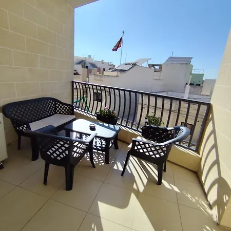 Apartment Away From Mqabba